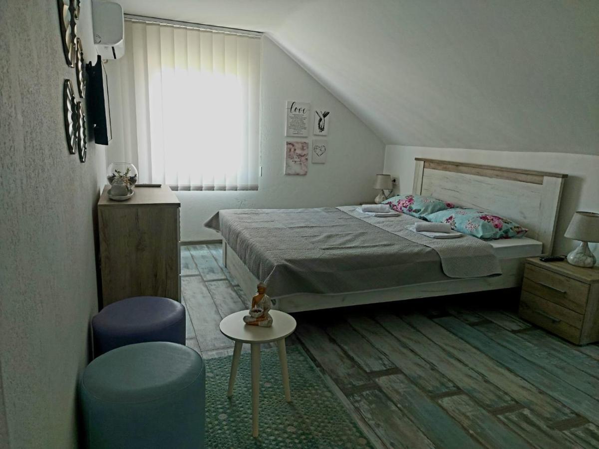 Lucic Guesthouse Cetinje Exterior foto